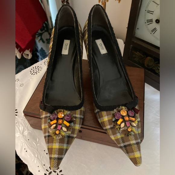 Prada Plaid Wool Embellished Pumps -Sz 8 - Picture 1 of 14